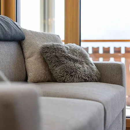 Avec Grand Balcon Et Vue Panoramique *